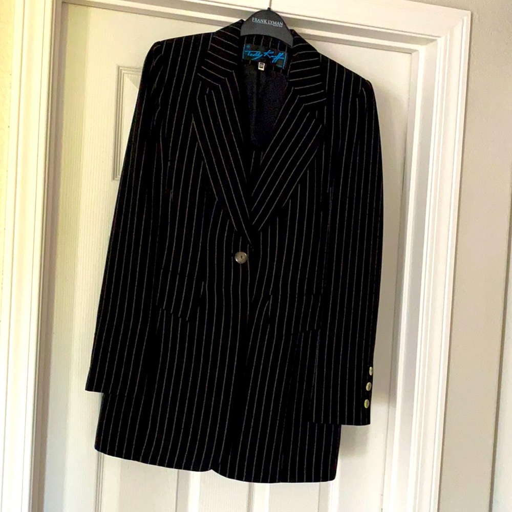 2 PC Suit